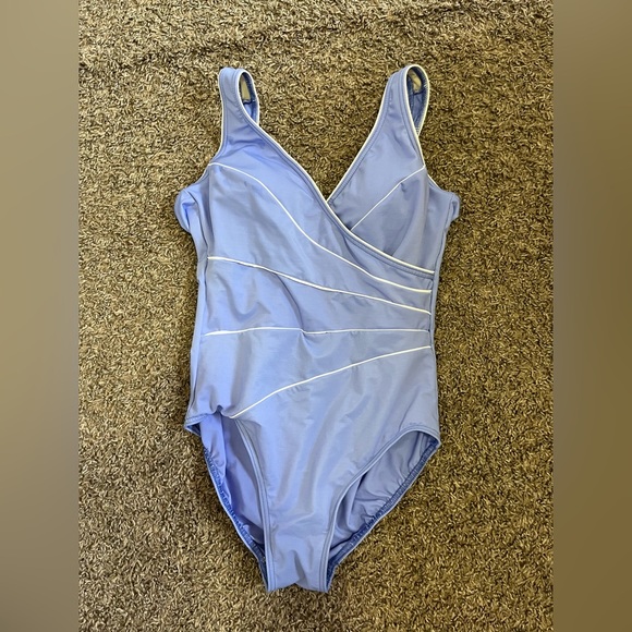 Miraclesuit 8 Swimsuit One Piece Blue Striped Womens Shelf Bra New $158 - Picture 2 of 6